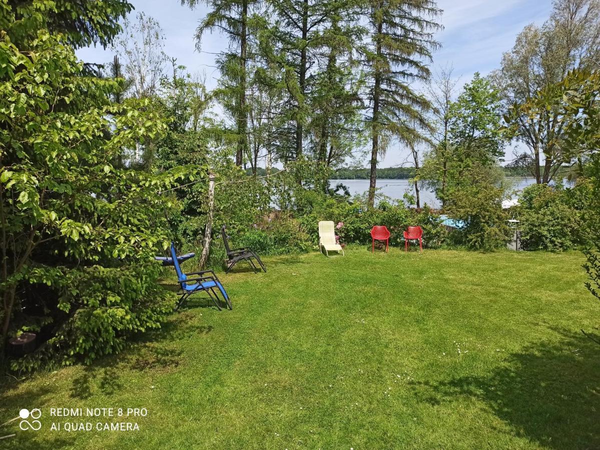Dom Z Ogrodem Villa Laka  Екстериор снимка